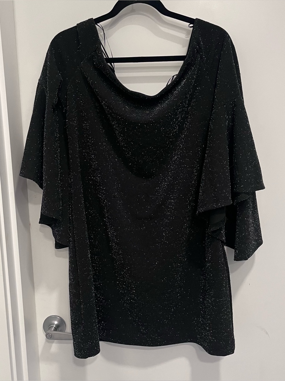 Vince Camuto black shimmering metallic off-the-shoulder flutter-sleeve sparkle L